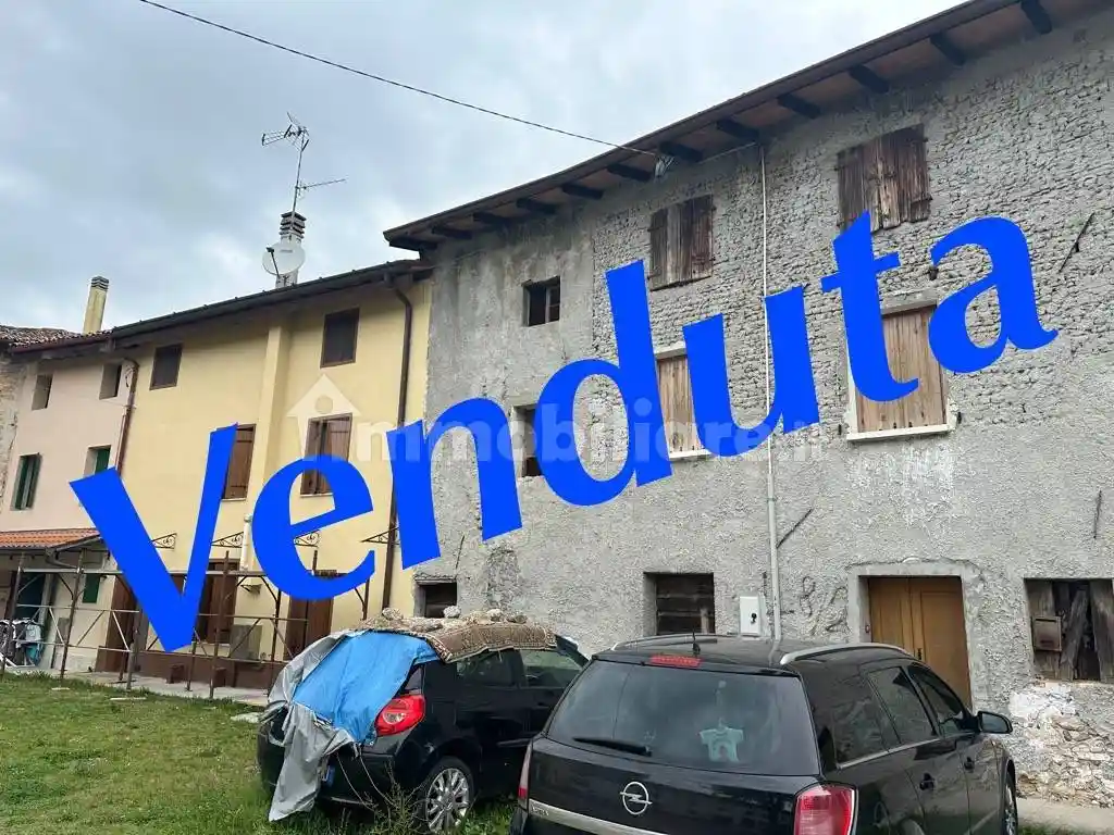 Rustico - Casale in vendita a Varmo
