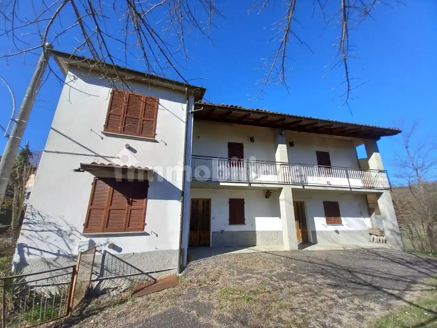 Casa indipendente in vendita a Zavattarello