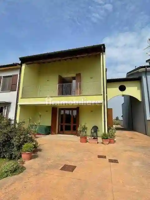 Villetta a schiera - foto 2