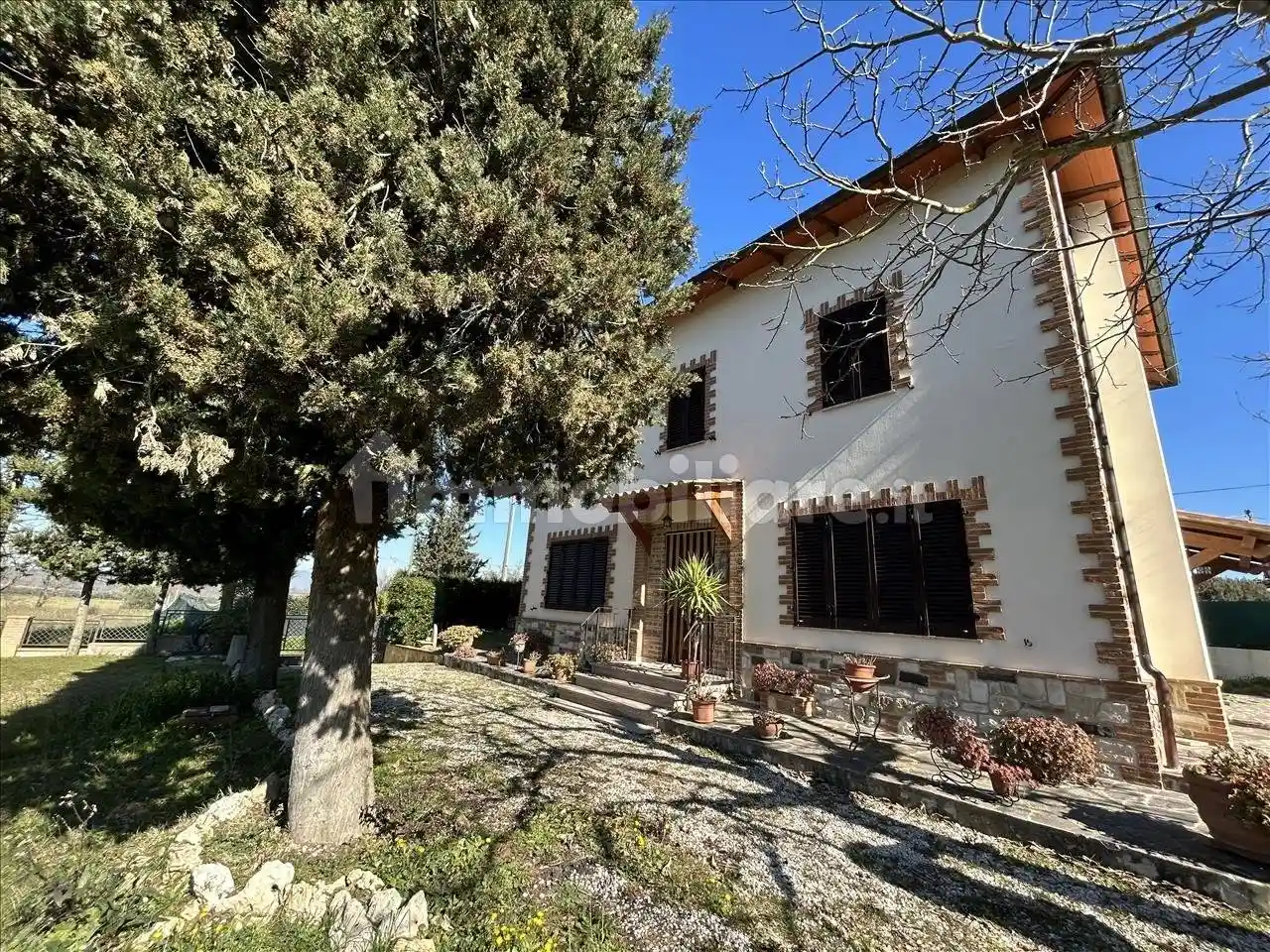 Villa unifamiliare strada provinciale300, Casamaggiore, Castiglione del Lago - foto 3