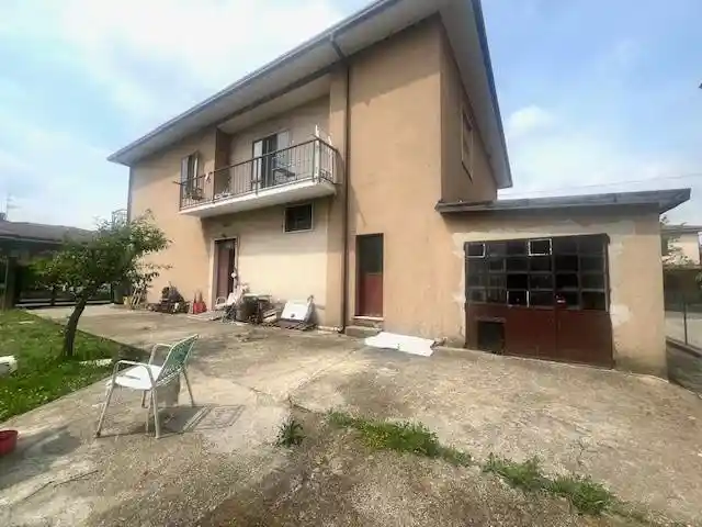 Villa in vendita a Rezzato