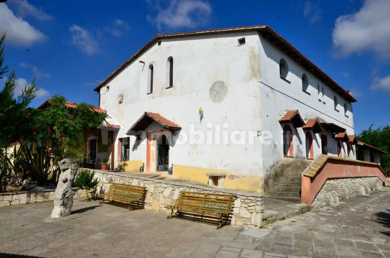 Palazzo - Edificio in vendita a Bitonto