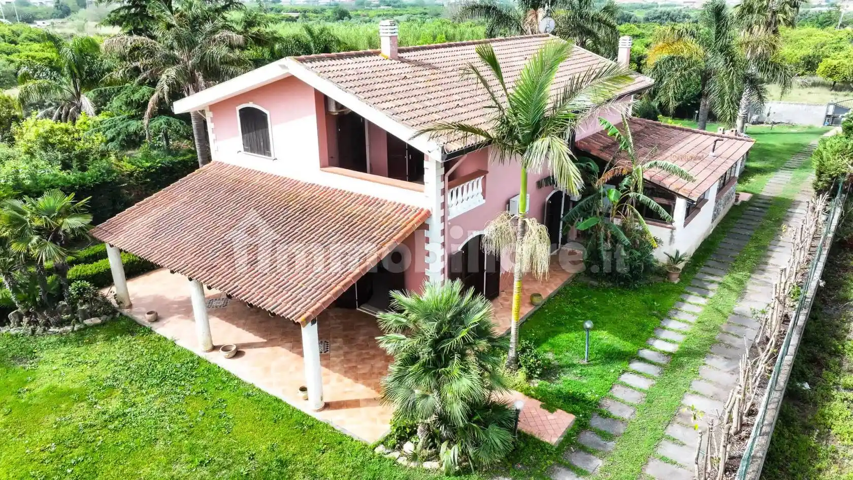 Villa in vendita a Barcellona Pozzo di Gotto