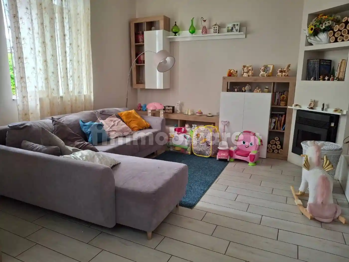 Casa indipendente in vendita a Capraia e Limite