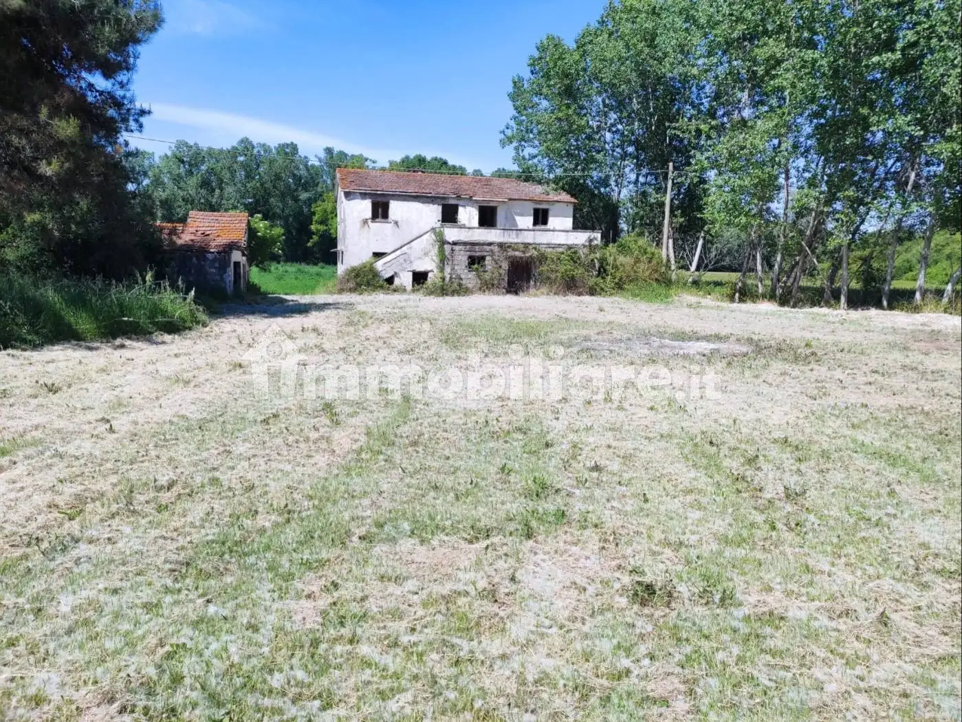Palazzo - Edificio in vendita a Sant'Omero