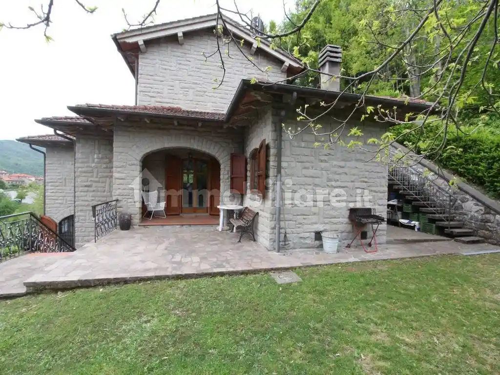 Villa in vendita a Montemignaio