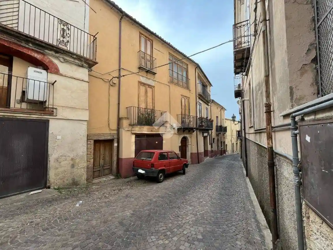 Appartamento via Achille Capizzano 1, Centro, Rende - foto 2