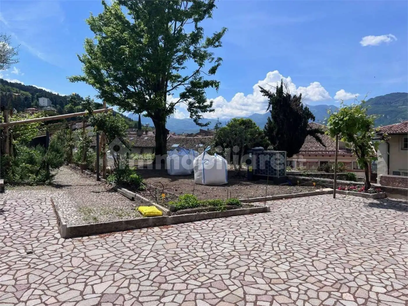 Appartamento in affitto a Rovereto