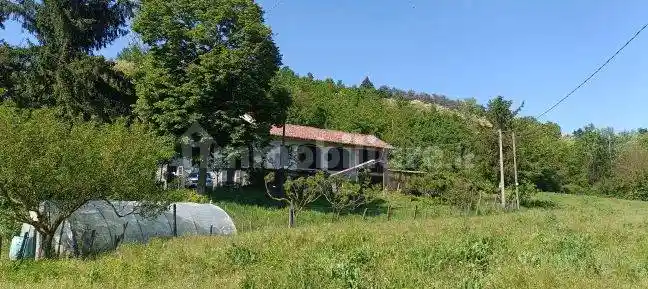 Cascina frazione Mombarone 140, Mombarone, Asti - foto 2