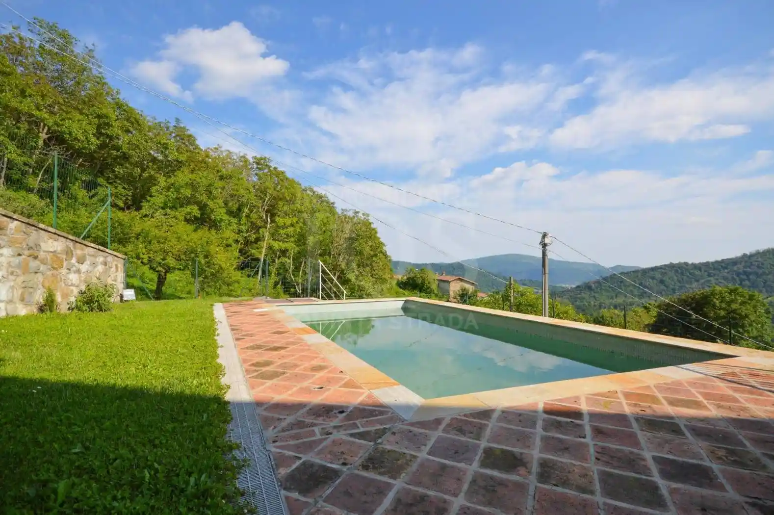 Casa indipendente in vendita a Adrara San Martino