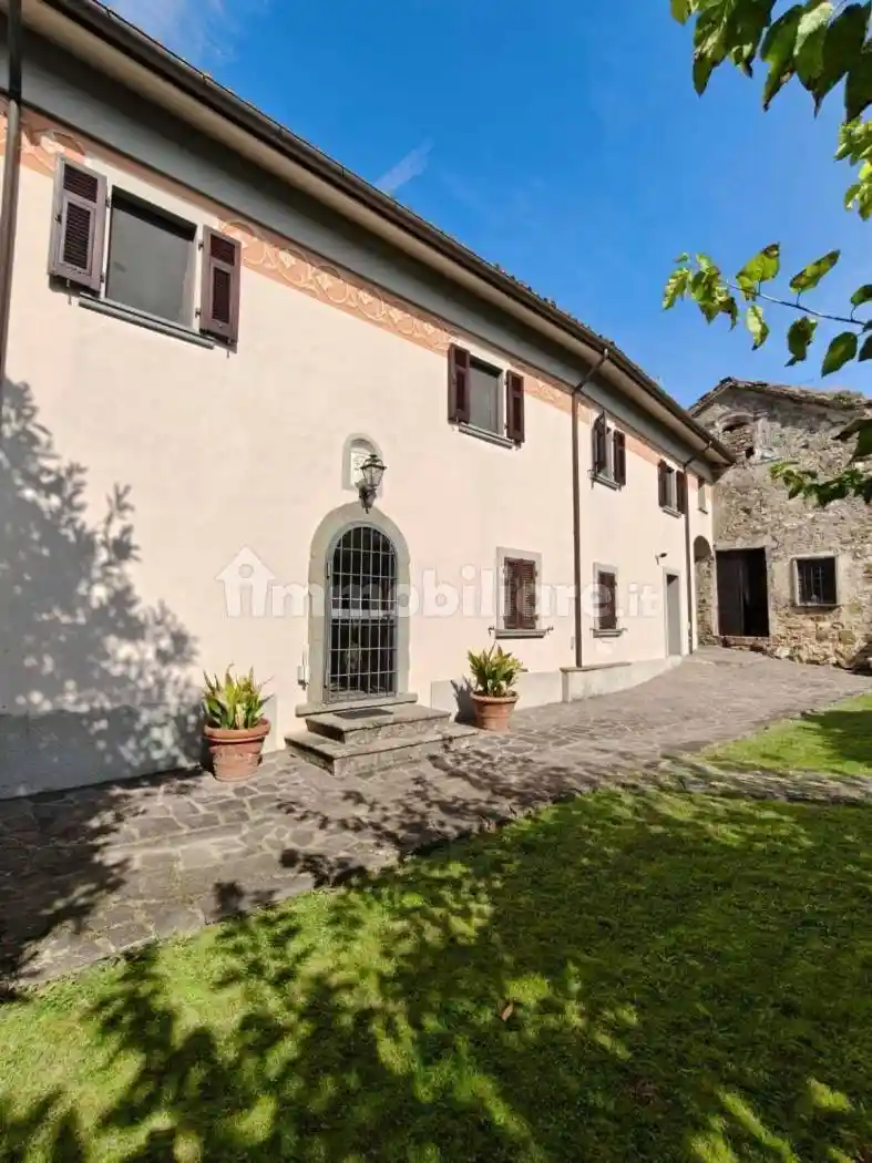 Villa in vendita a Licciana Nardi