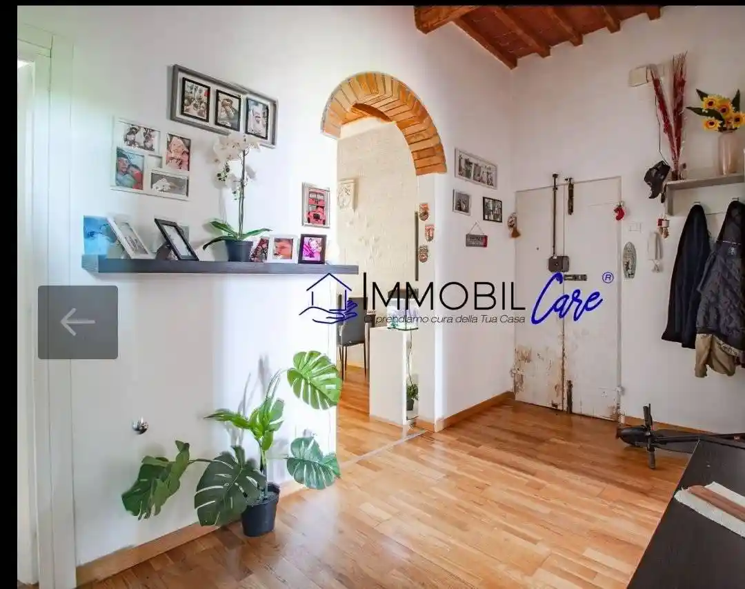 Appartamento in vendita a Livorno