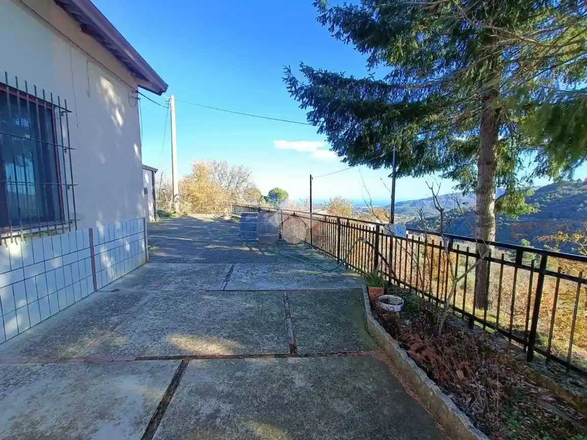 Villa unifamiliare Contrada Guglielmo 162, Acri - foto 3