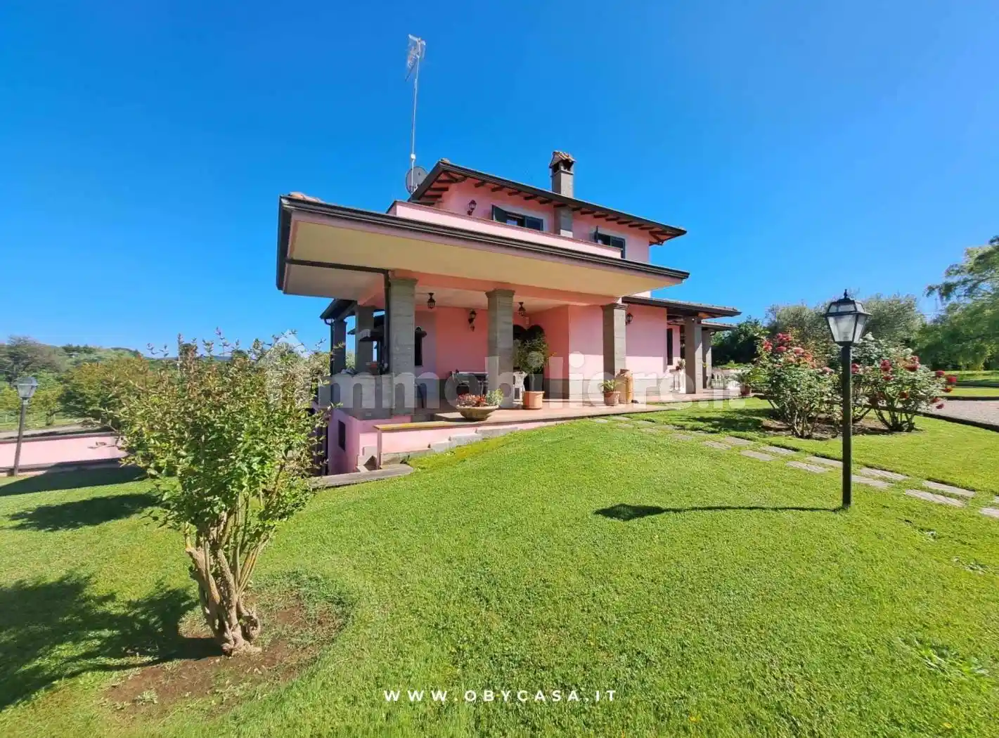 Villa in vendita a Vejano