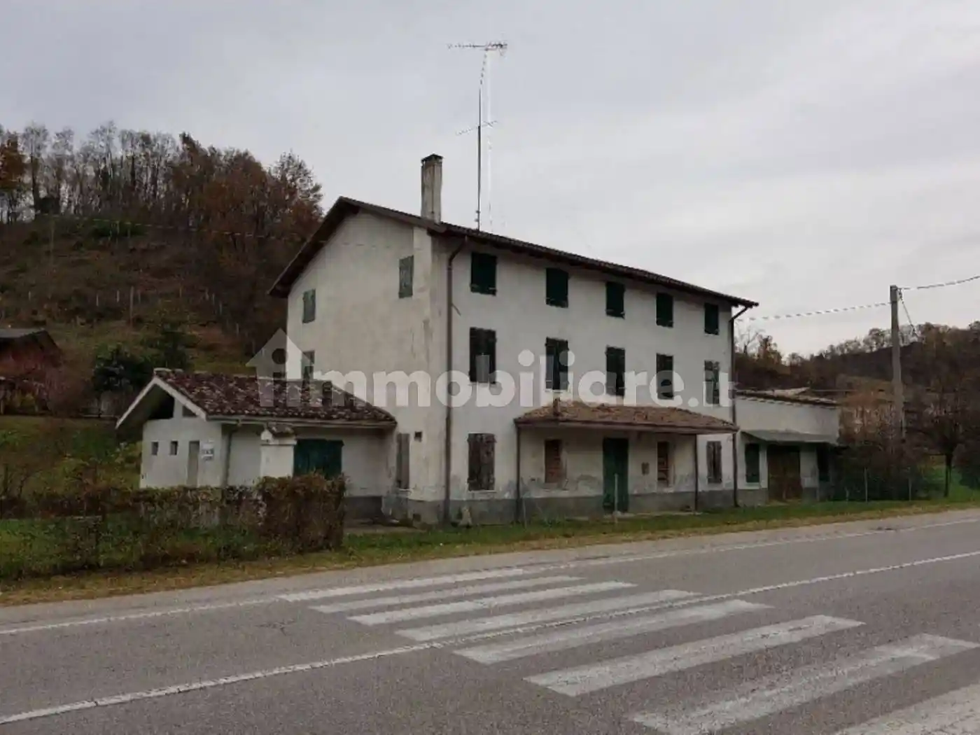 Cascina, da ristrutturare, 330 m², Centro, Cornuda - foto 2