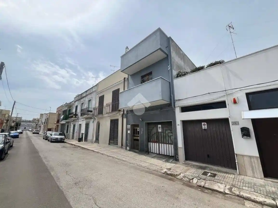 Casa indipendente in vendita a Brindisi
