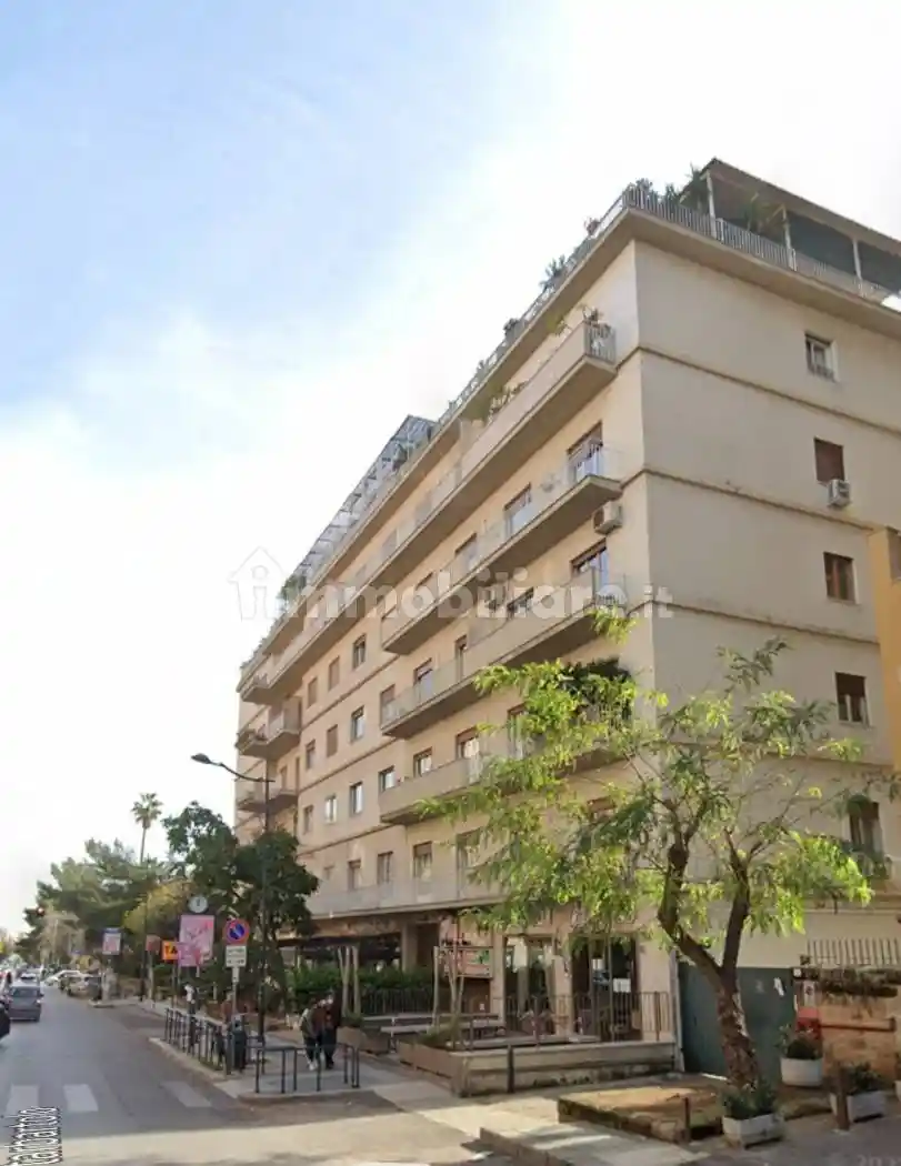 Appartamento in vendita a Palermo