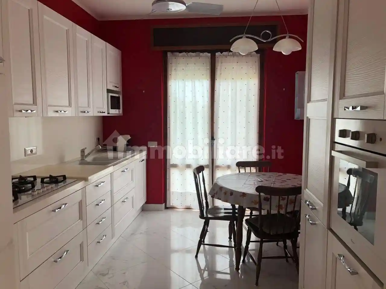 Appartamento in vendita a Piacenza