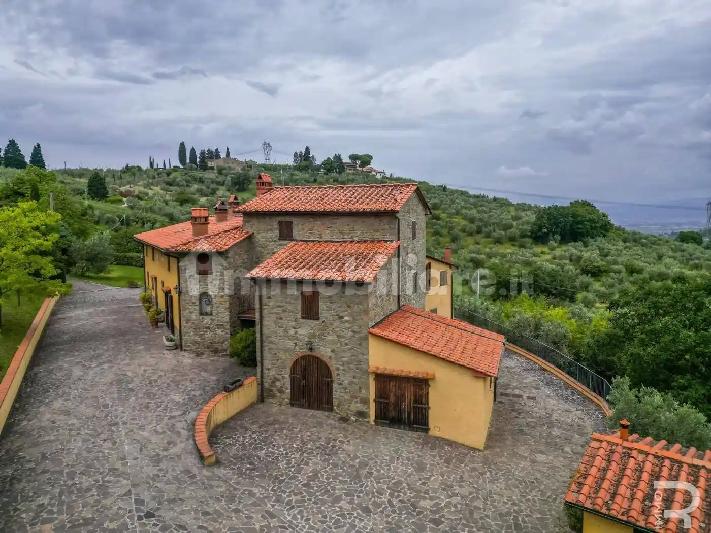 Rustico - Casale in vendita a Carmignano