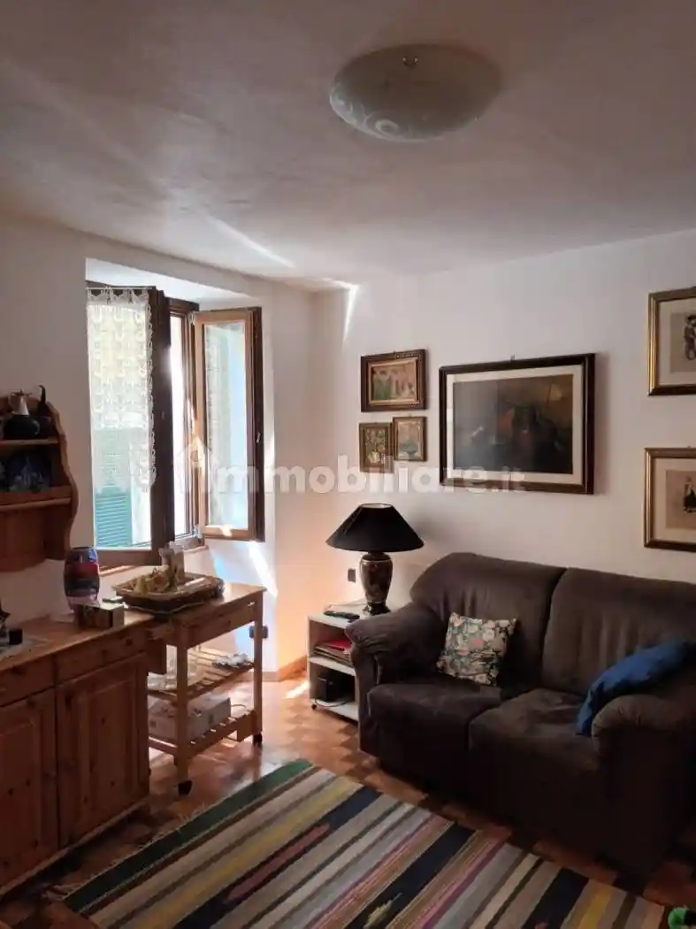 Appartamento in vendita a Perledo