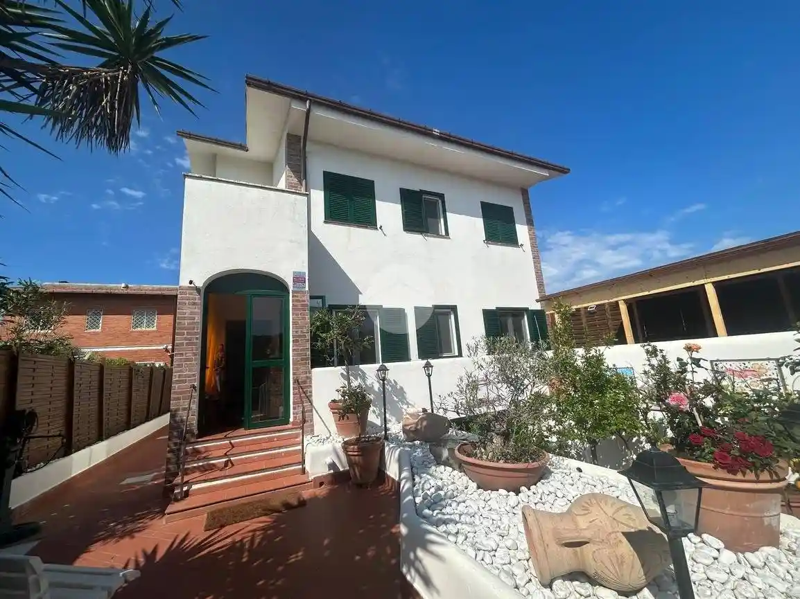 Villa in vendita a Anzio