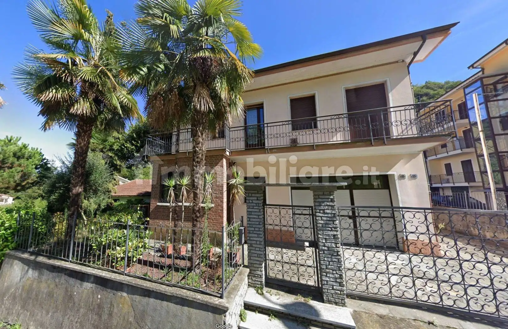 Casa indipendente in vendita a Brondello