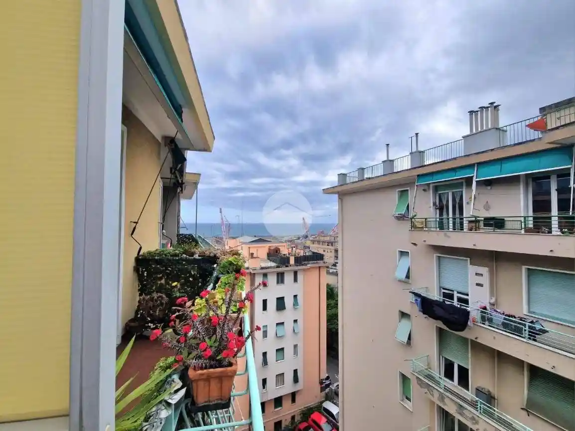 Appartamento in vendita a Genova