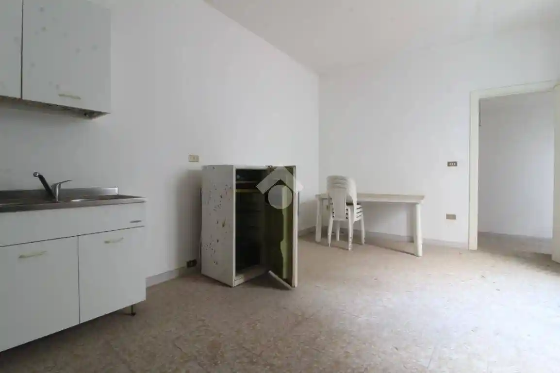 Quadrilocale piazza Luigi Marchetti 8, Centro, Pianella - foto 4