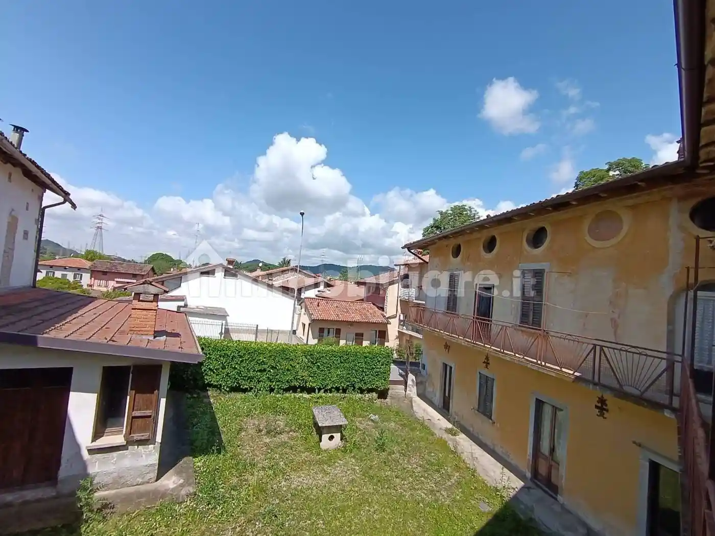 Casa indipendente in vendita a Carobbio degli Angeli