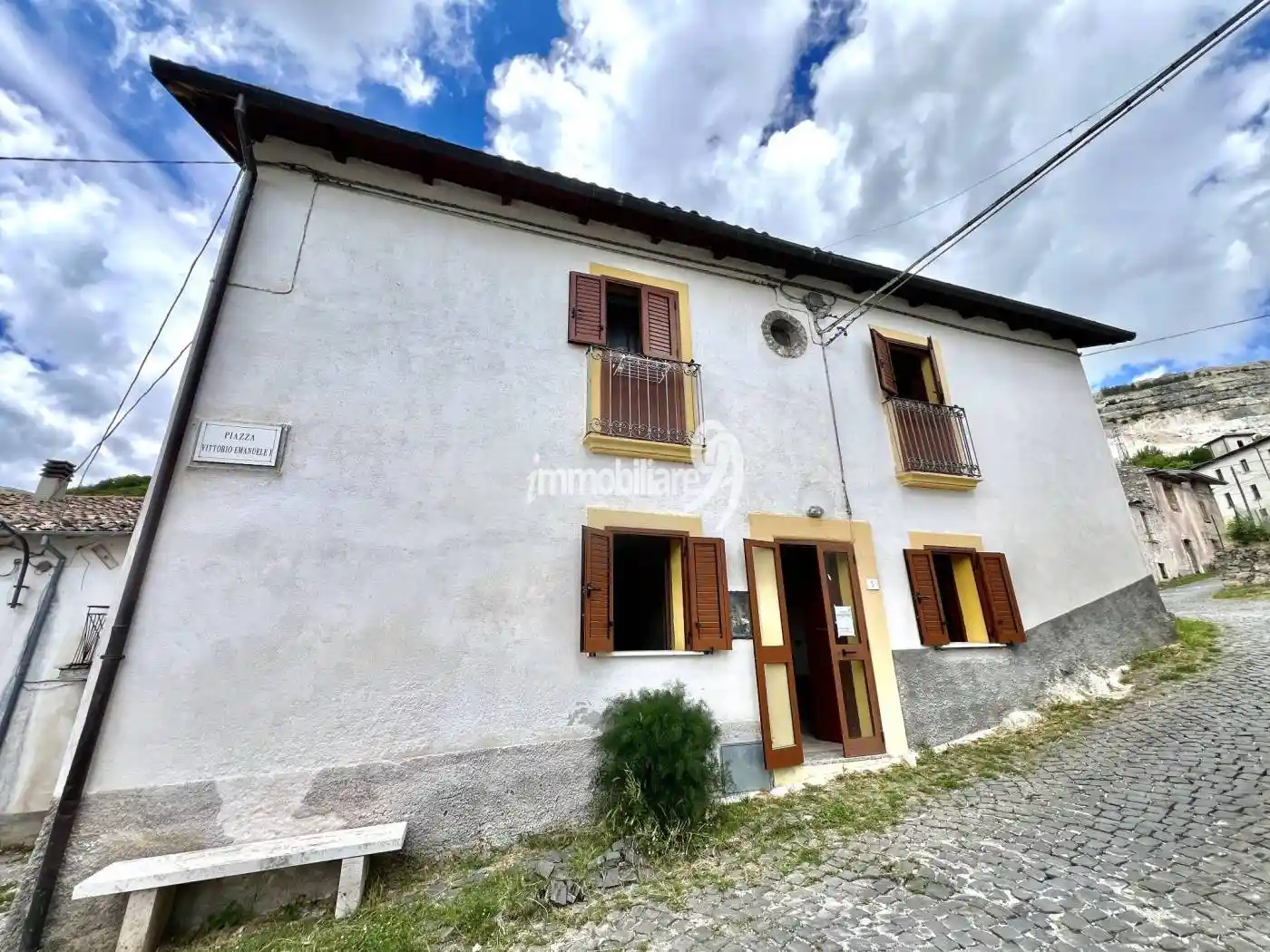 Terratetto unifamiliare piazza Vittorio Emanuele I, Vigliano, Scoppito - foto 2