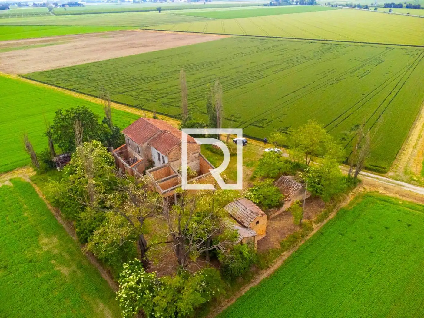 Rustico - Casale in vendita a Ravenna