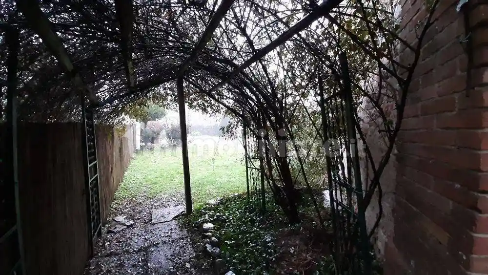 Rustico - Casale in vendita a Podenzano