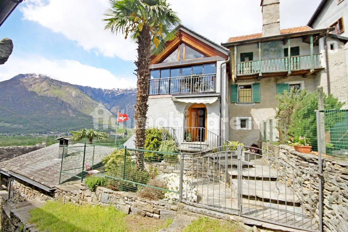 Casa indipendente in vendita a Masera