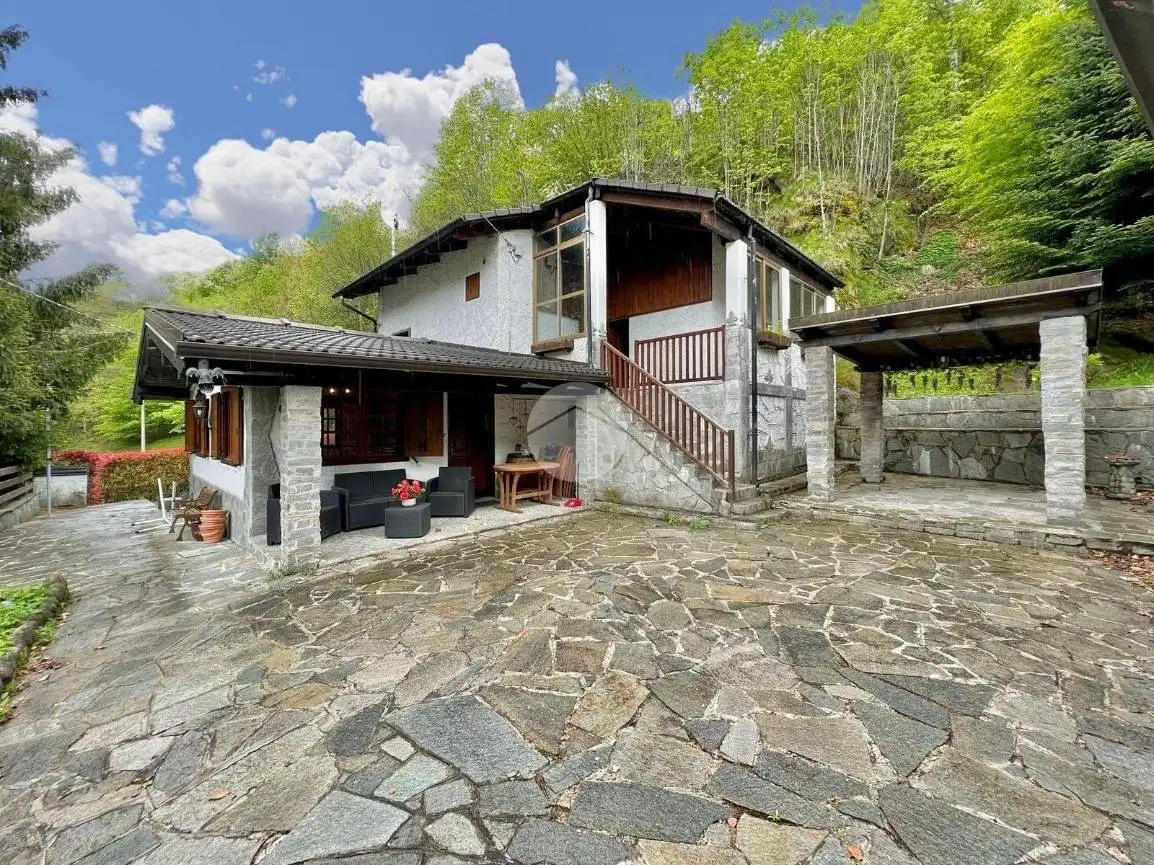 Villa in vendita a Lemie