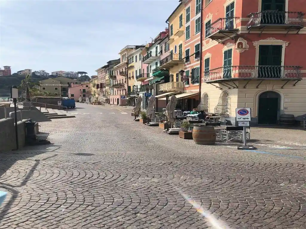 Appartamento in vendita a Celle Ligure