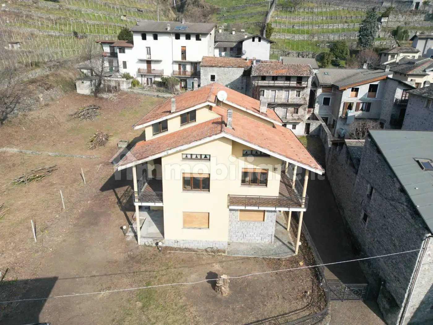 Villa in vendita a Traona