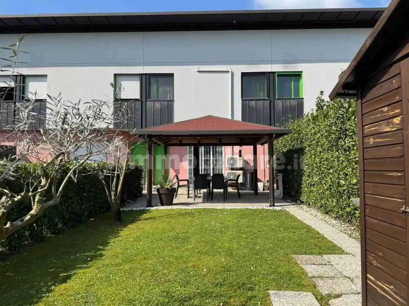 Villetta a schiera - foto 2