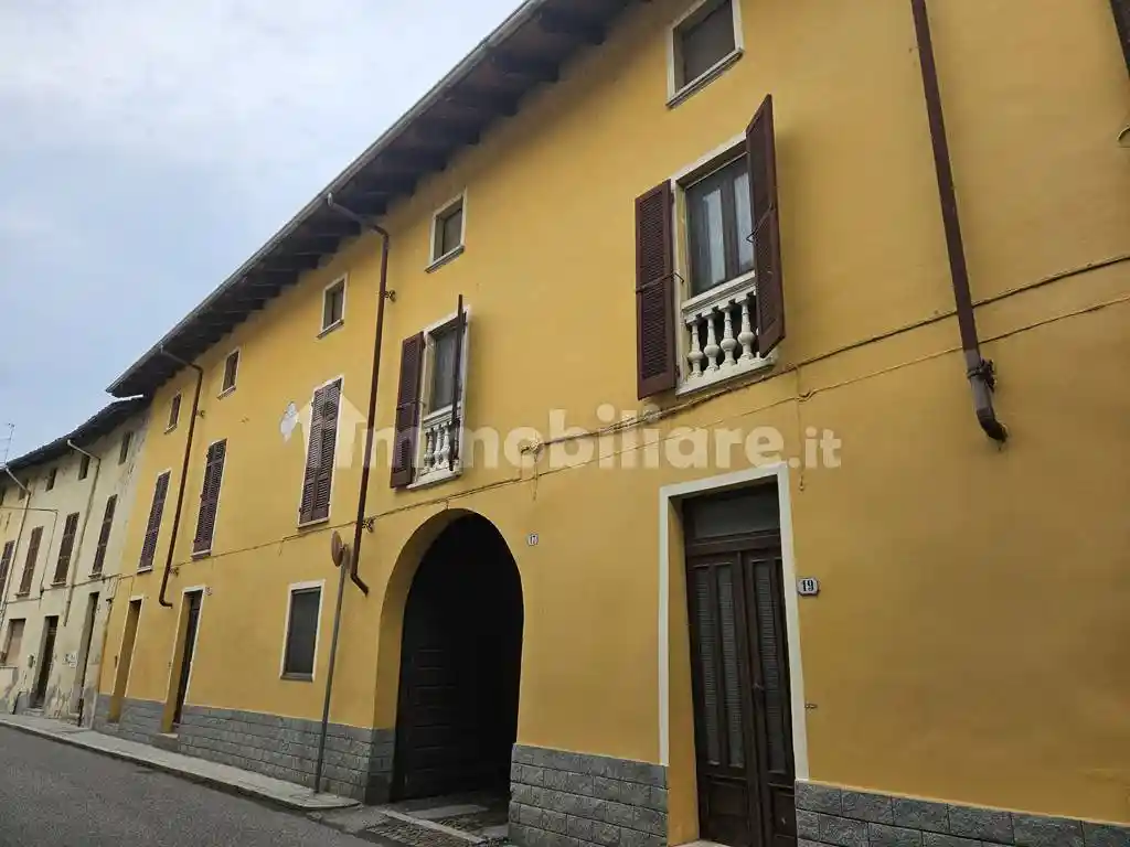 Appartamento in vendita a Carpignano Sesia