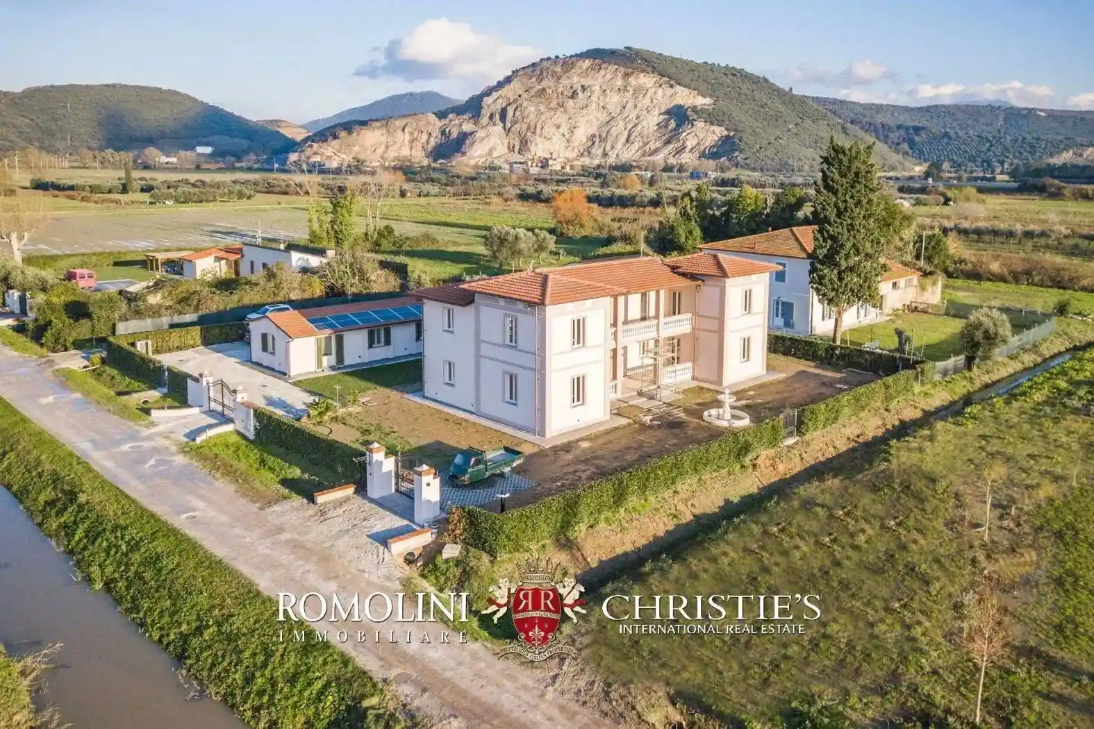 Villa in vendita a Vecchiano