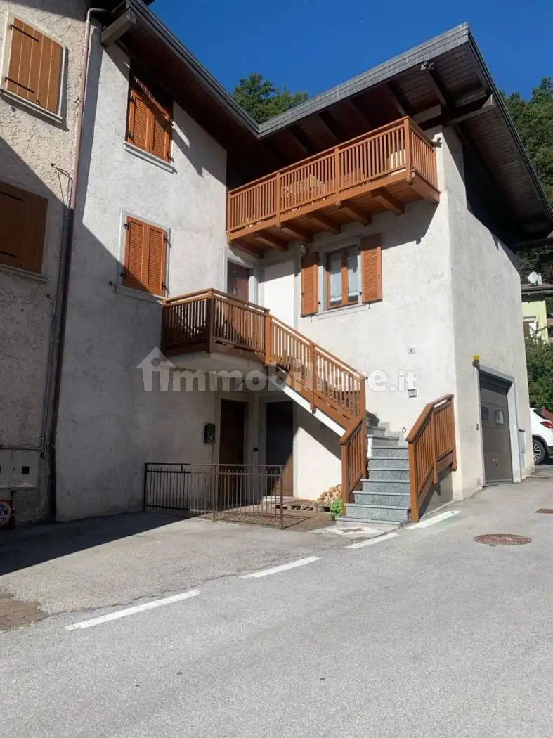 Casa indipendente in vendita a Storo