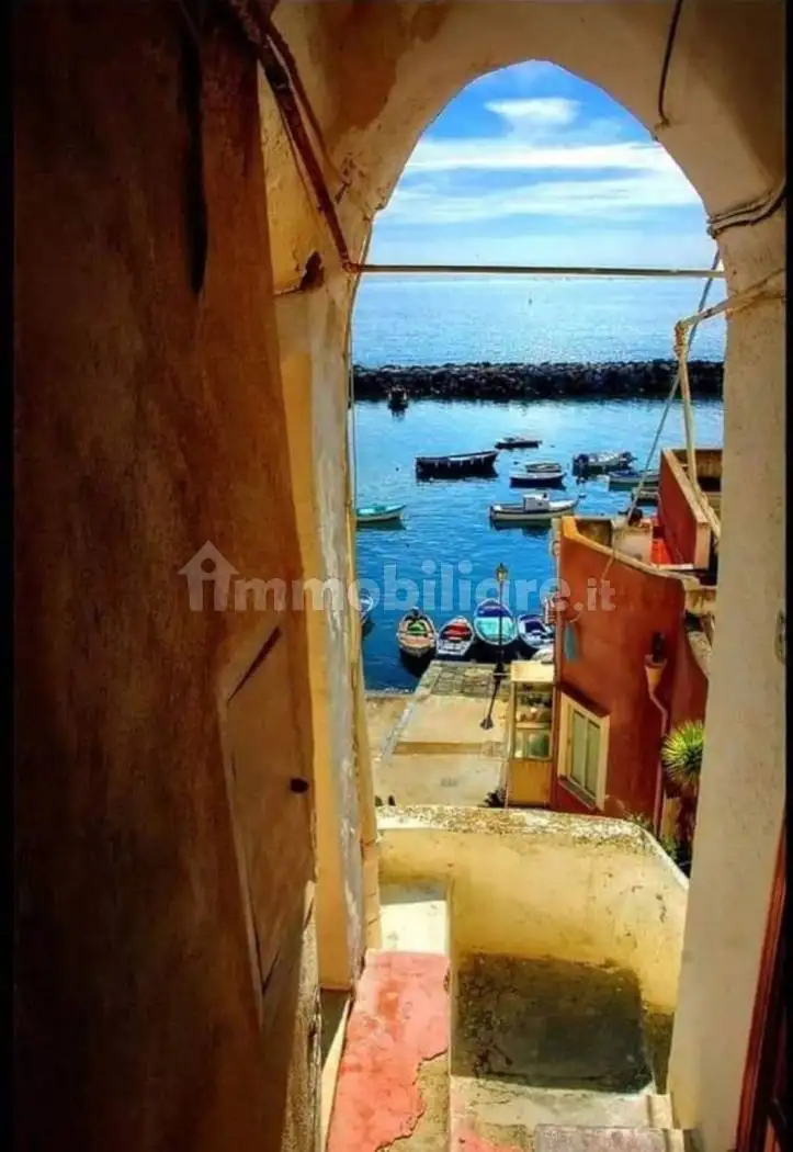 Appartamento in vendita a Procida