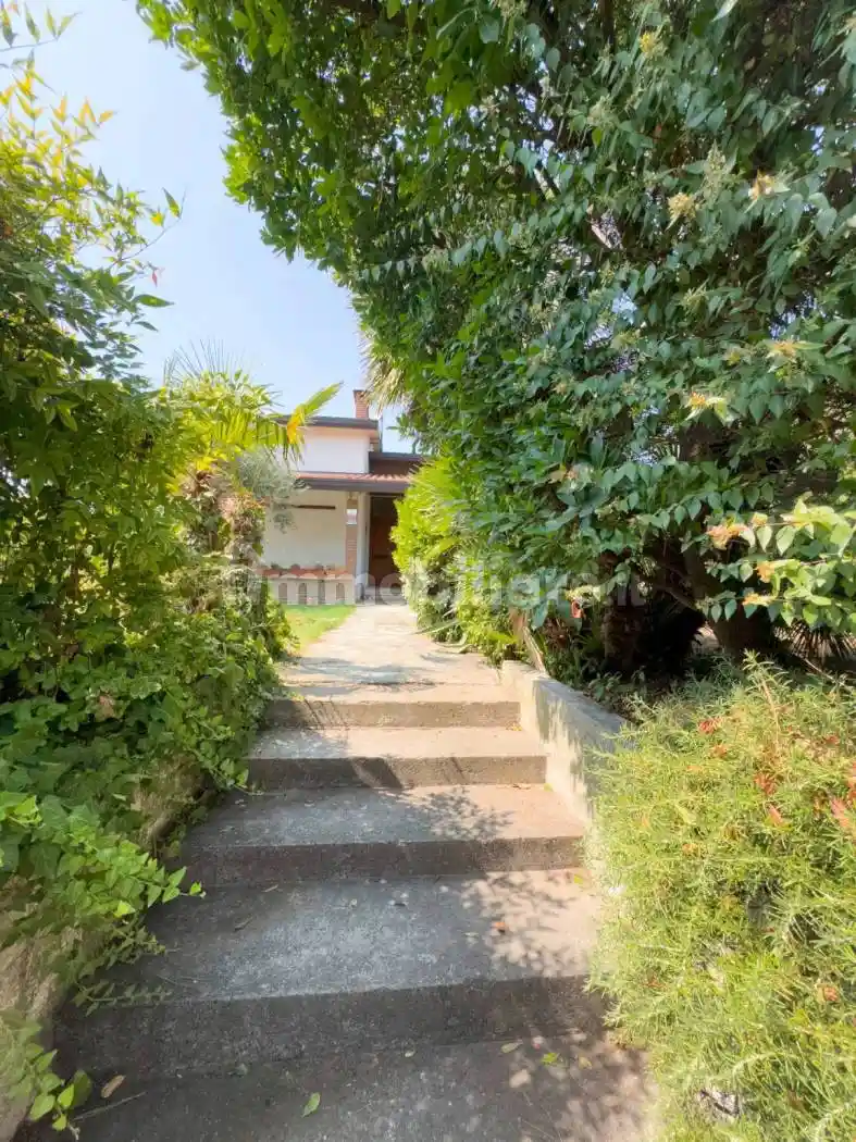 Villa in vendita a Massa Lombarda