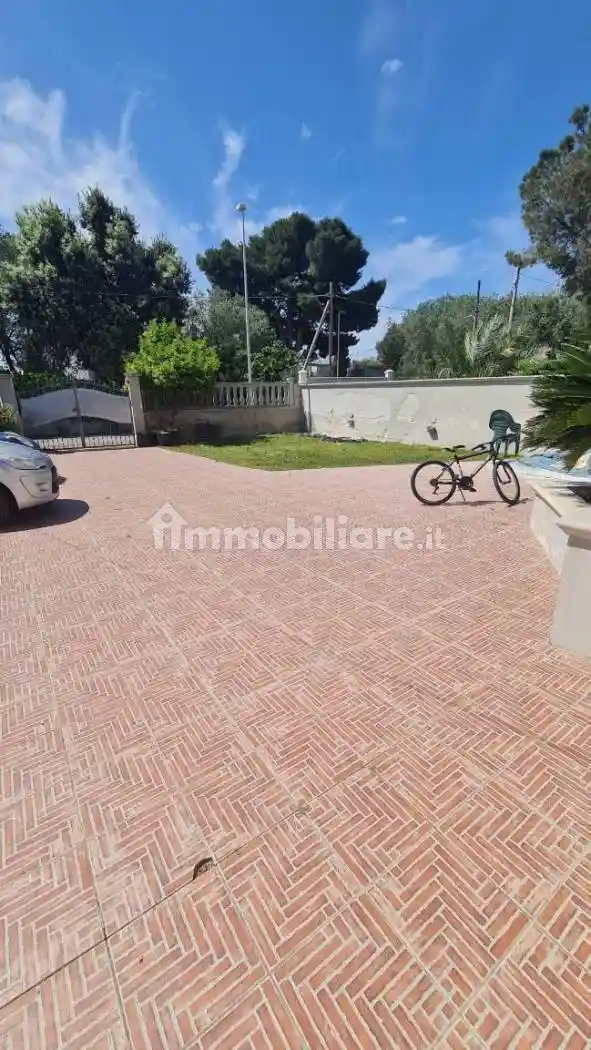 Appartamento in vendita a Leporano