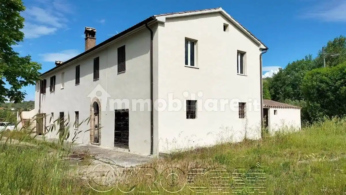 Rustico - Casale in vendita a Magione