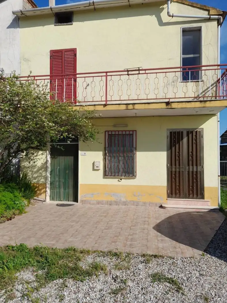 Palazzo - Edificio in vendita a Altavilla Silentina