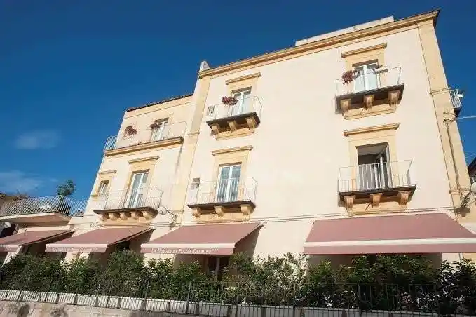 Palazzo - Edificio in vendita a Ragusa