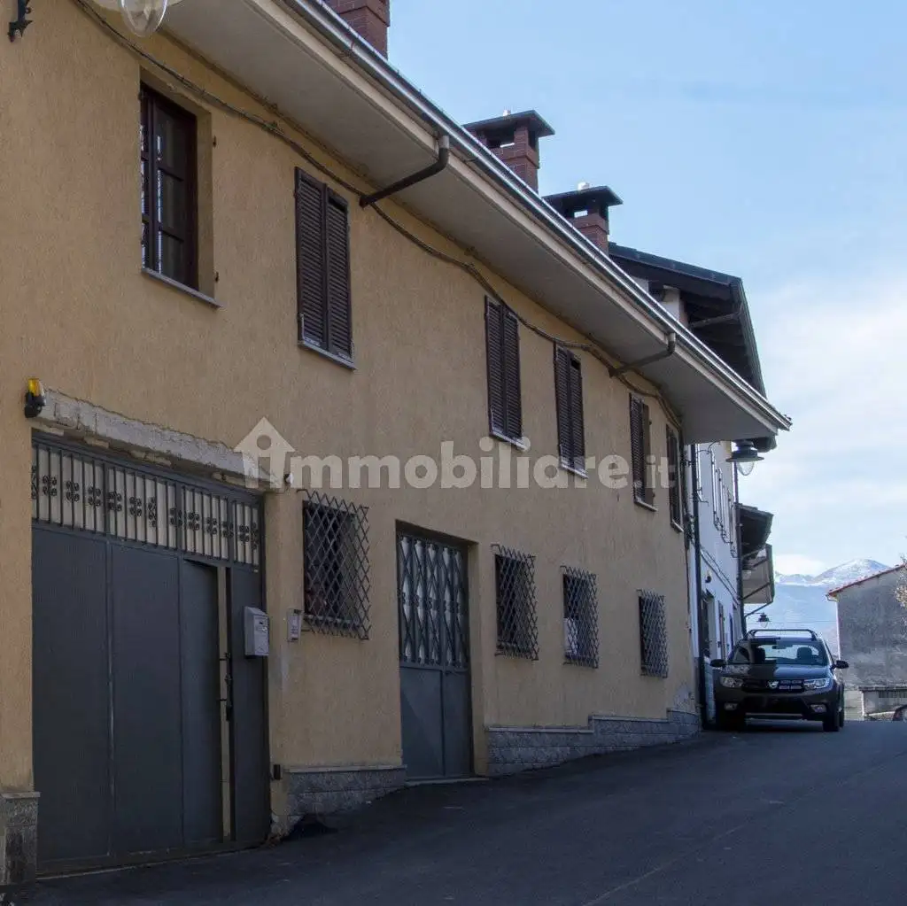 Casa indipendente in vendita a Cintano