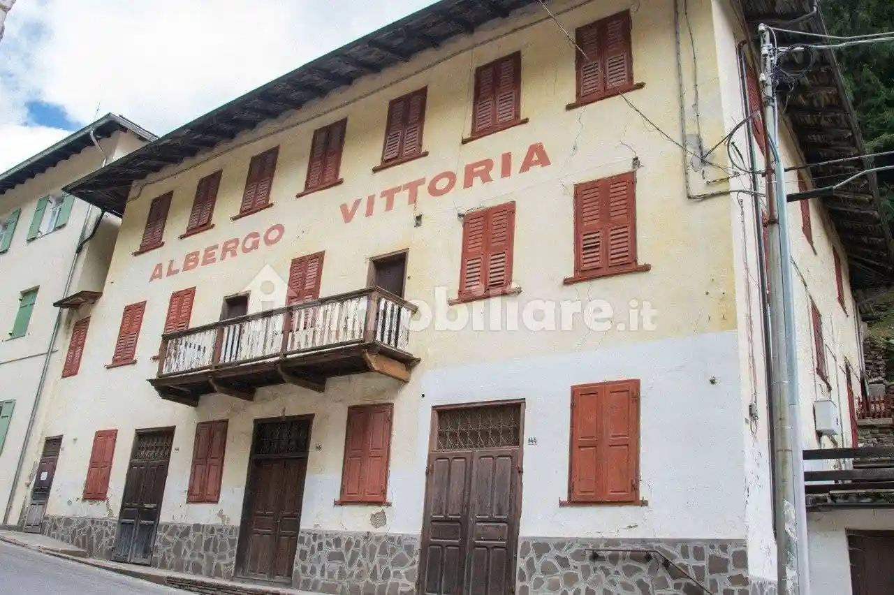 Casa indipendente in vendita a Rabbi