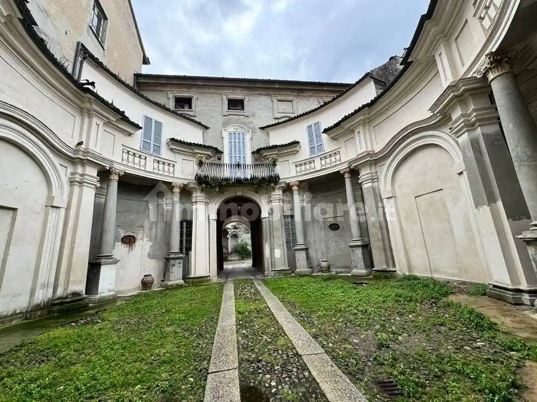 Appartamento in vendita a Piacenza