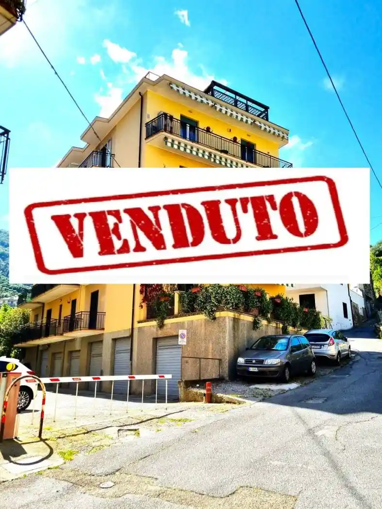 Appartamento in vendita a Noli